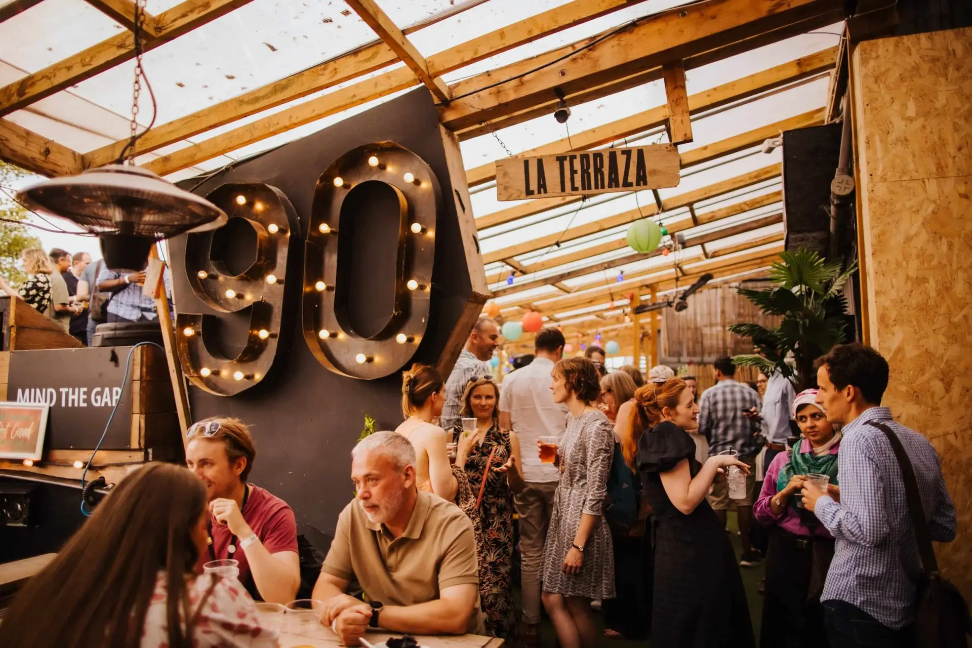 Image gallery marquee