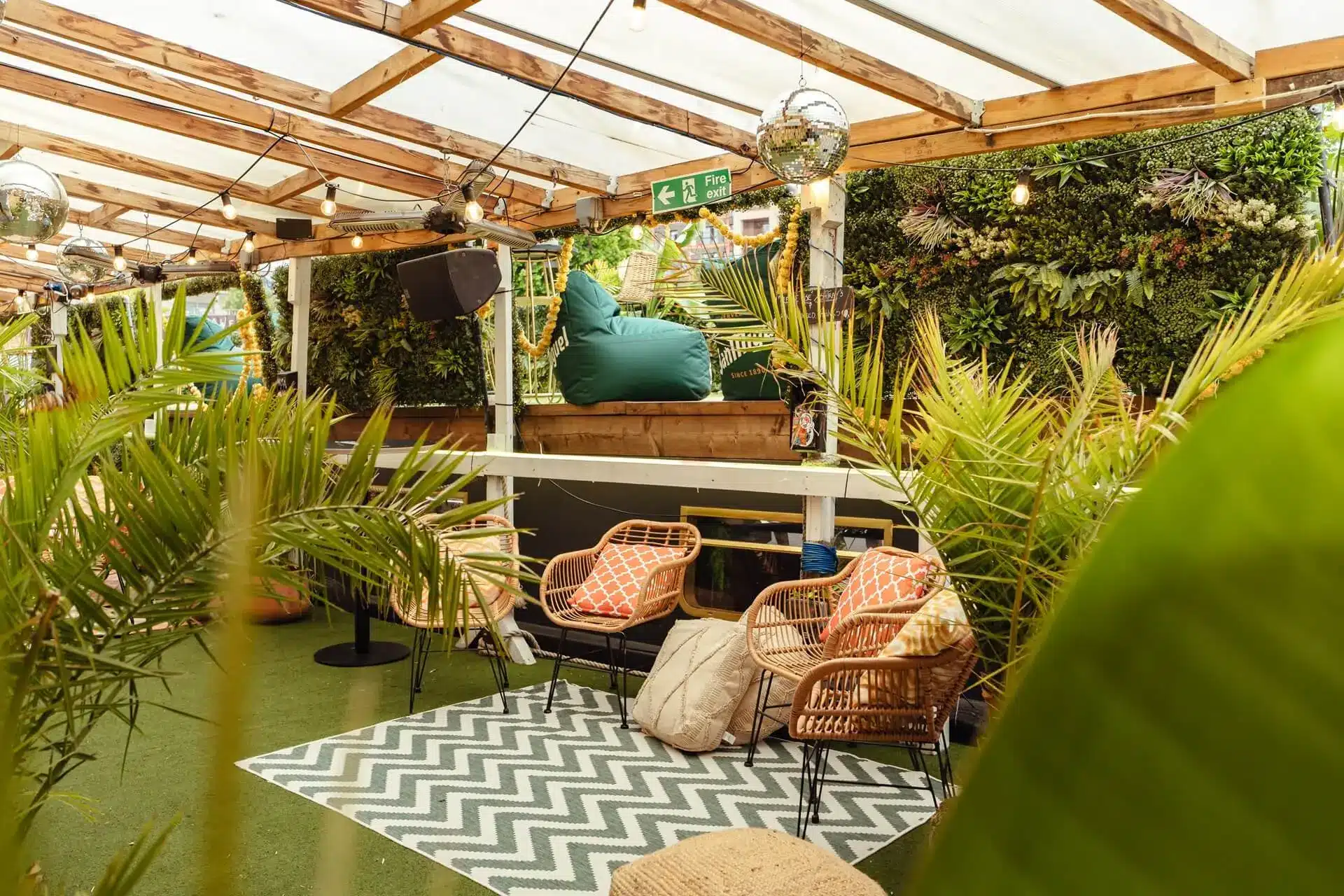 Image gallery marquee