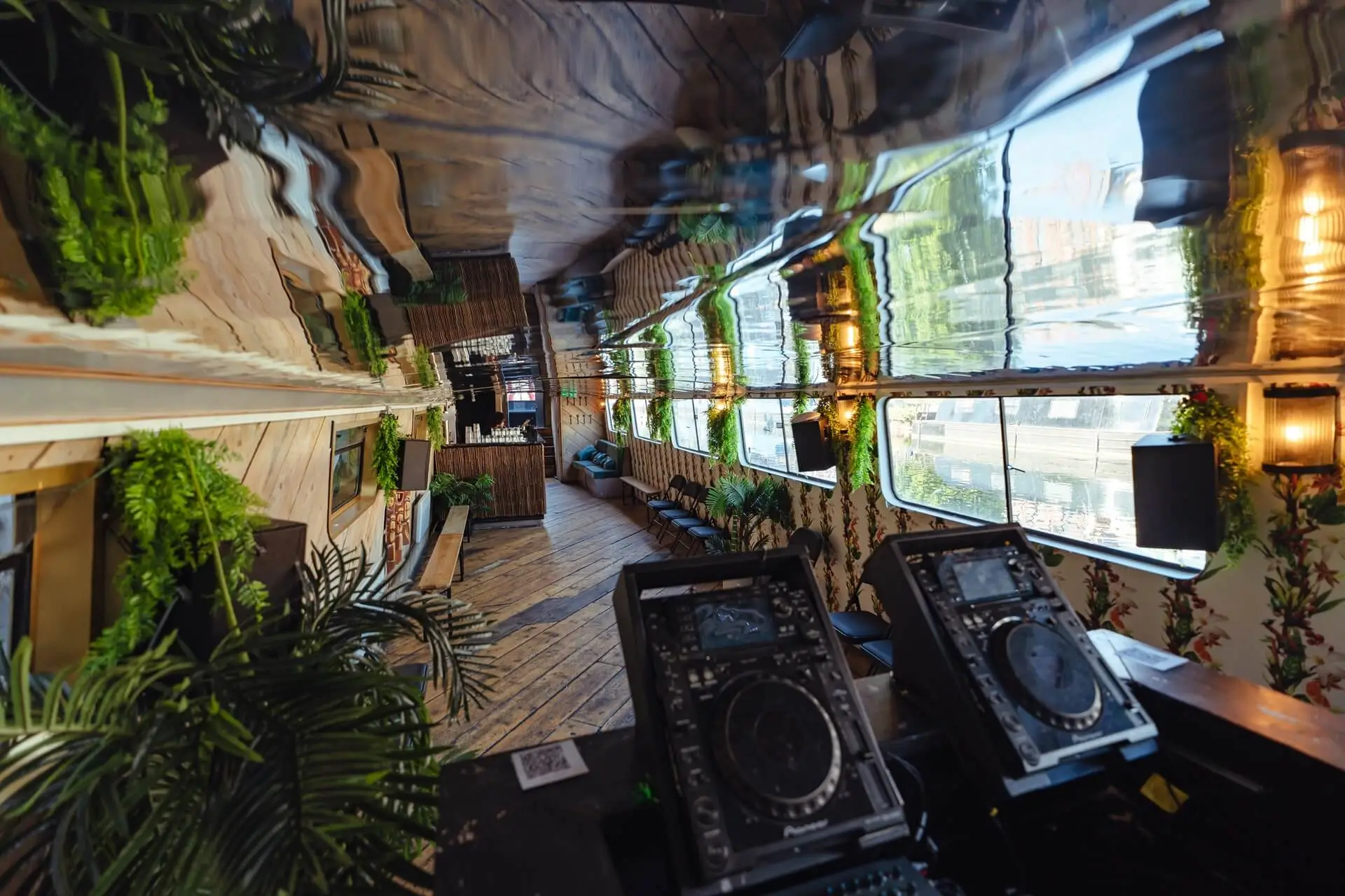 Image gallery marquee