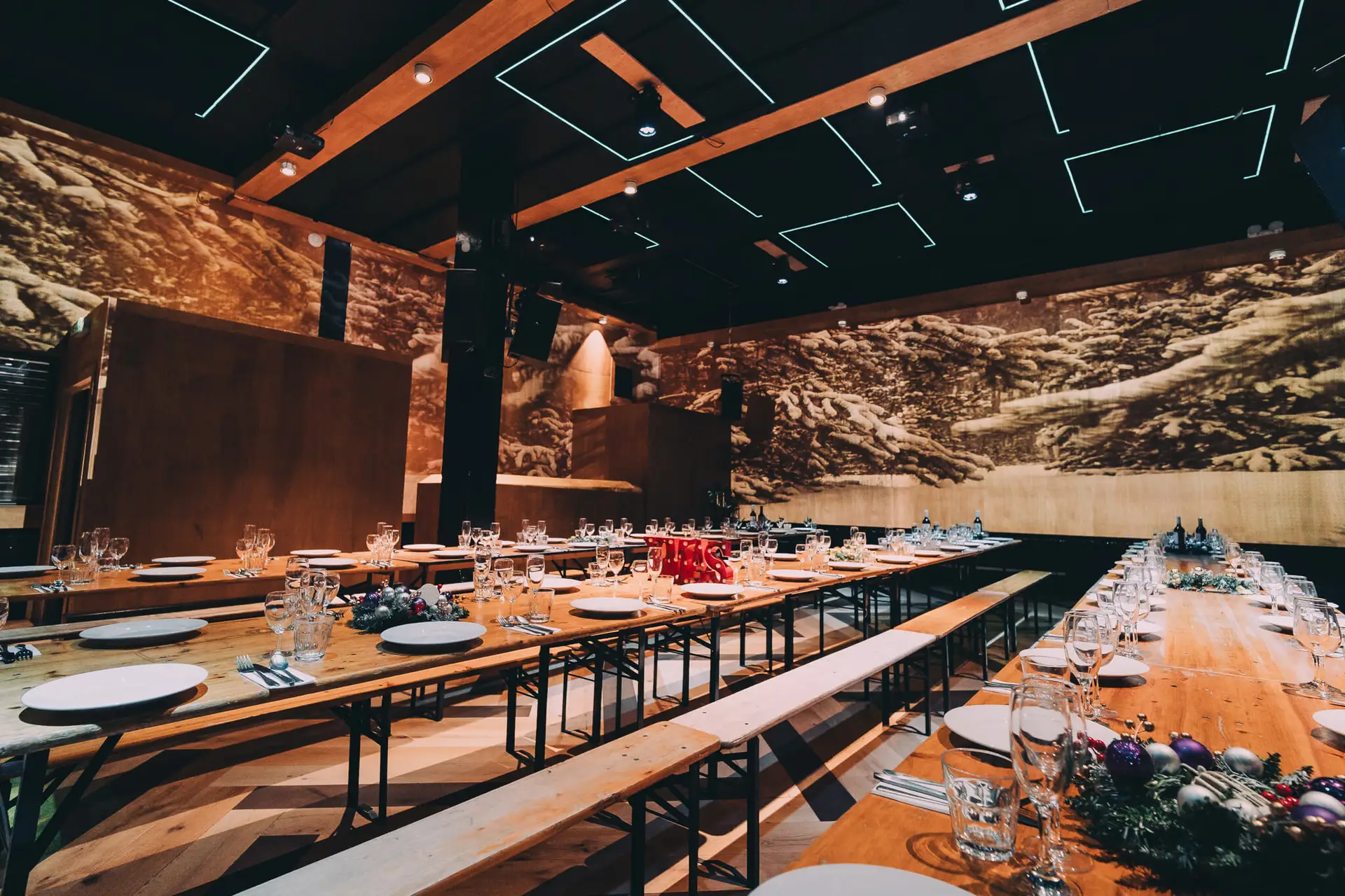 Image gallery marquee