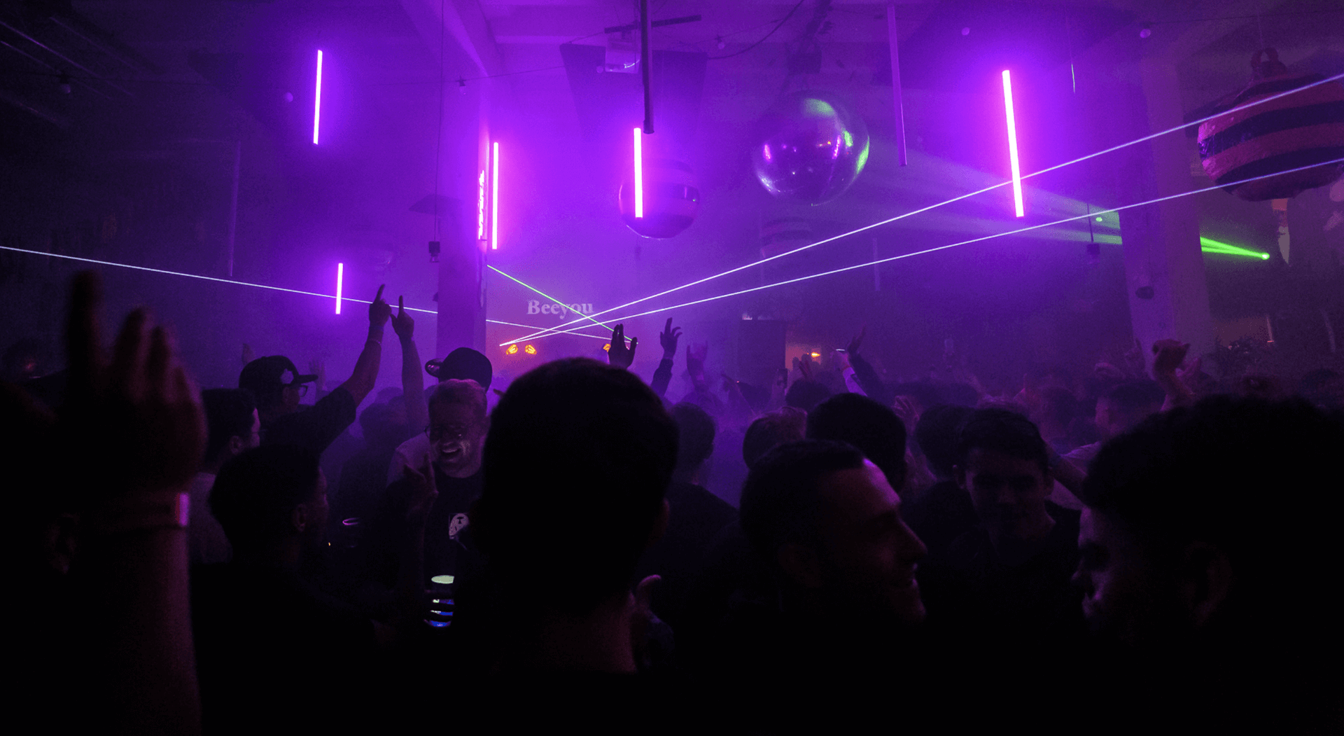 Image gallery marquee